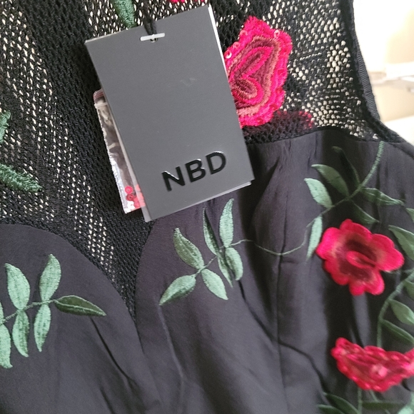 Rose print bodysuit - Picture 3 of 4